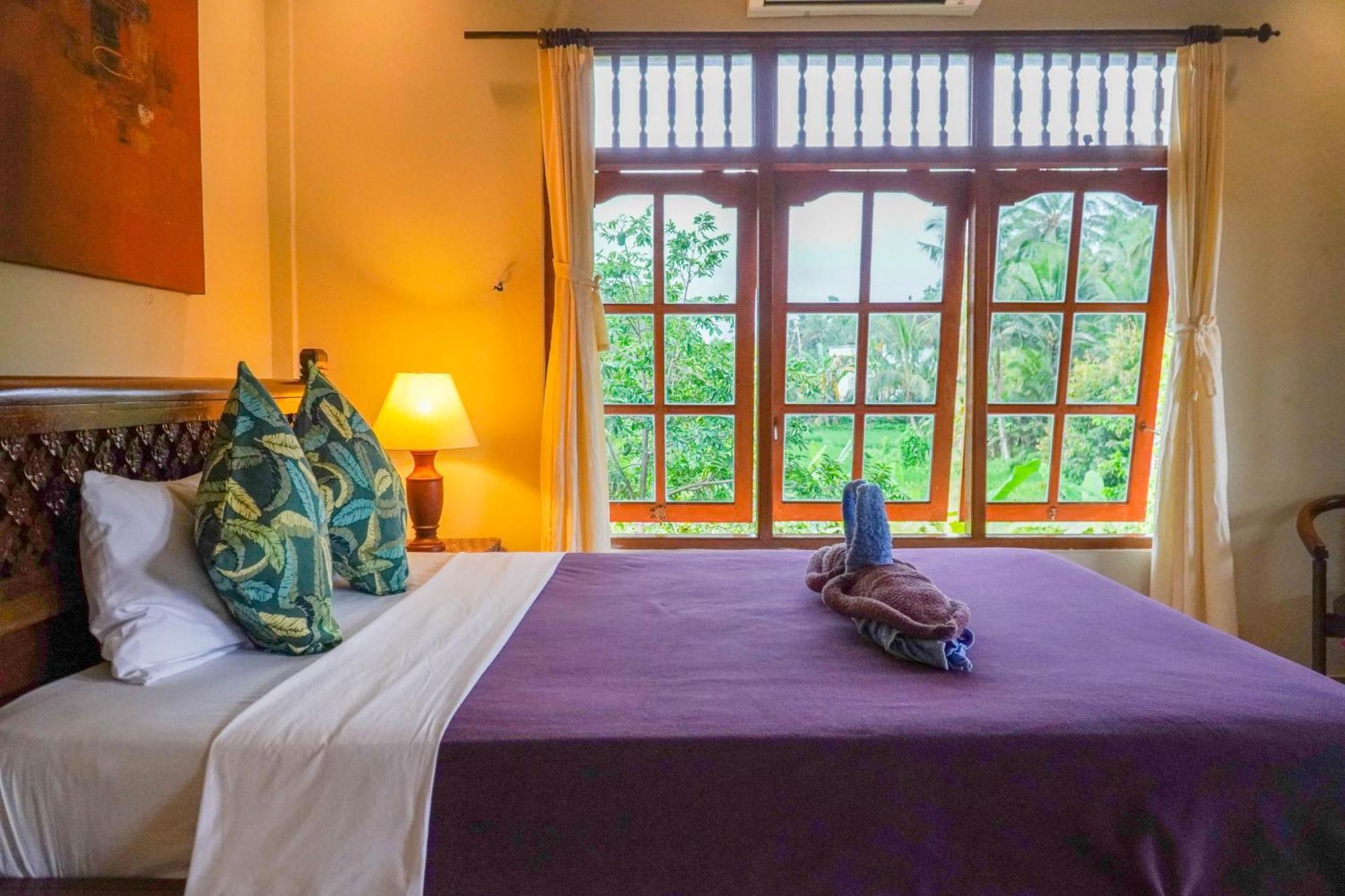 Nirwa 1 Ubud Guesthouse エクステリア 写真
