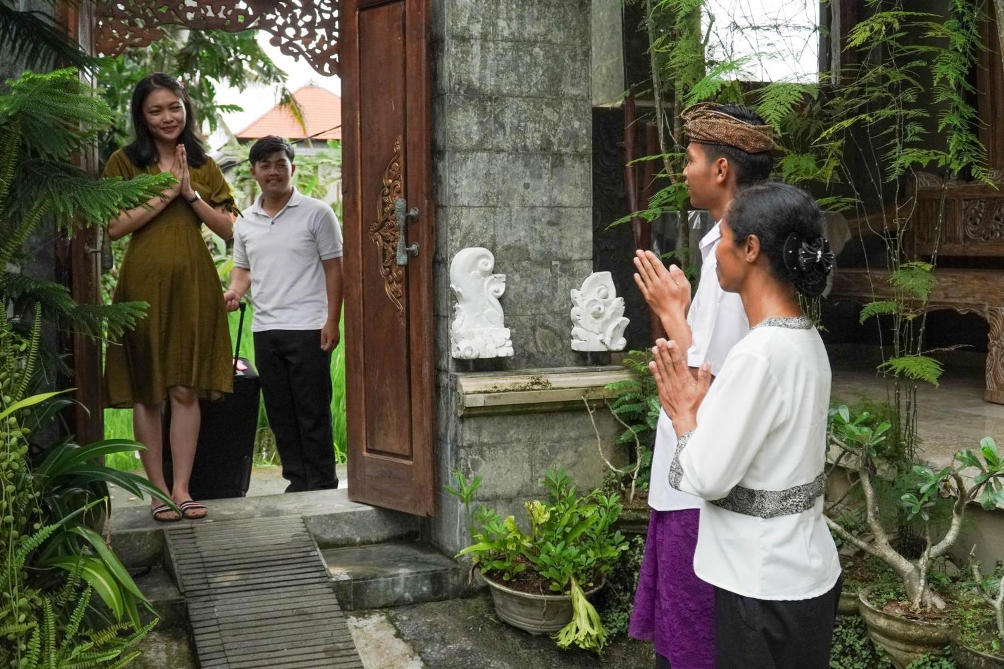 Nirwa 1 Ubud Guesthouse エクステリア 写真