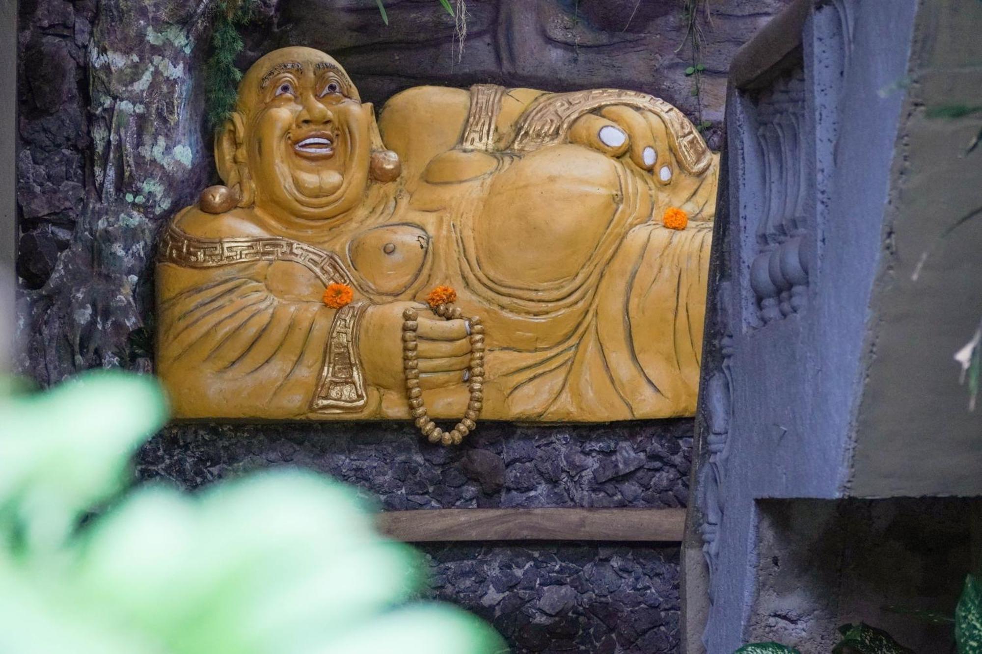 Nirwa 1 Ubud Guesthouse エクステリア 写真